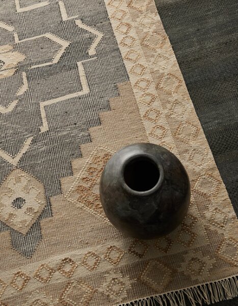 Diamond Carpets India , Ručne viazaný kusový koberec Heriz Wood DE 2005 Grey Mix, 80x150, béžová, chodba / predsieň