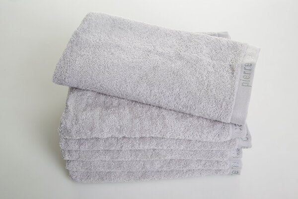 BAVLNENÝ UTERÁK PIERRE CARDIN EVI SADA 3KS 30X50 CM, 50X90 CM, 70X140 CM STRIEBORNÁ