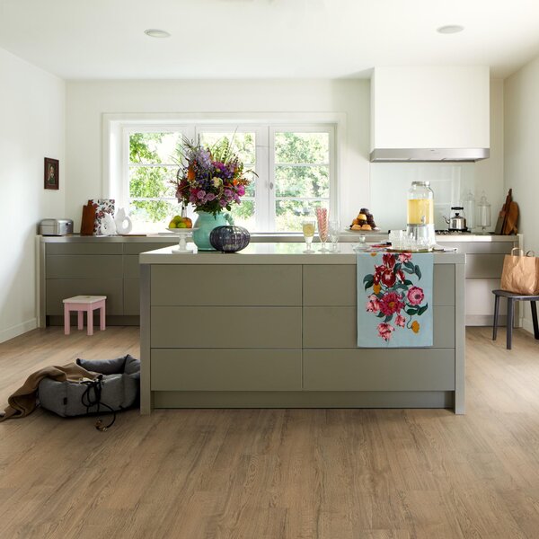 Egger AquaDura Classic Dub Elva hnedý SOL164 2,00 m²
