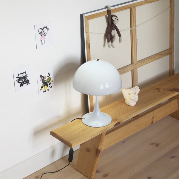 LOUIS POULSEN Stolová lampa Panthella 250, Pale rose opal acryl
