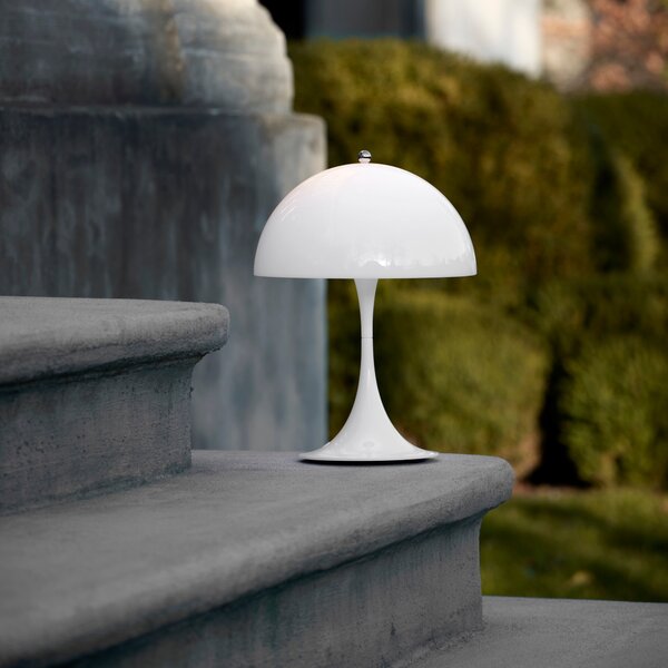Prenosná lampa Panthella 250, Opal beige – Louis Poulsen