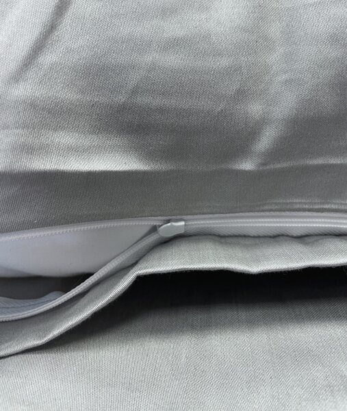 Obliečky bavlnený satén exclusive Modern sivé 200x140cm+90x70cm TiaHome