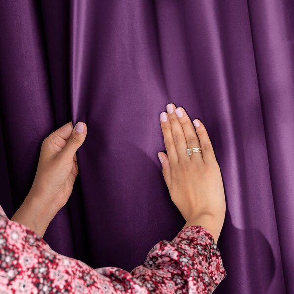Fialový zamatový dimout záves 140x270 cm Eyelets – Restilo