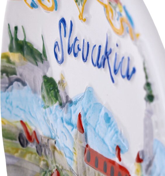 Porcelánový tanier Slovakia 3D 15cm (Plytký tanier priemer 15cm, 3D povrch)