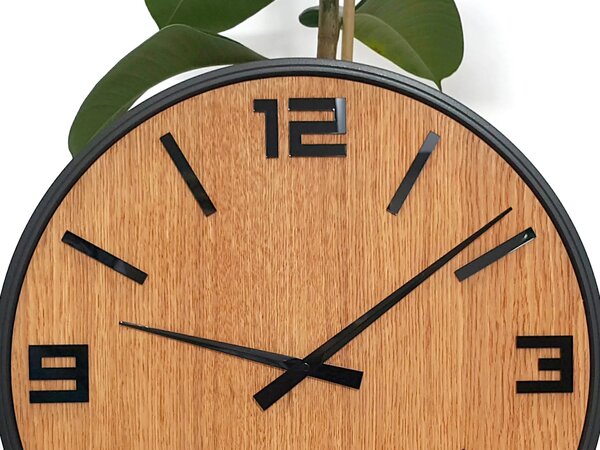 ModernClock Drevené nástenné hodiny Arabik 50 cm dub prírodný/čierny
