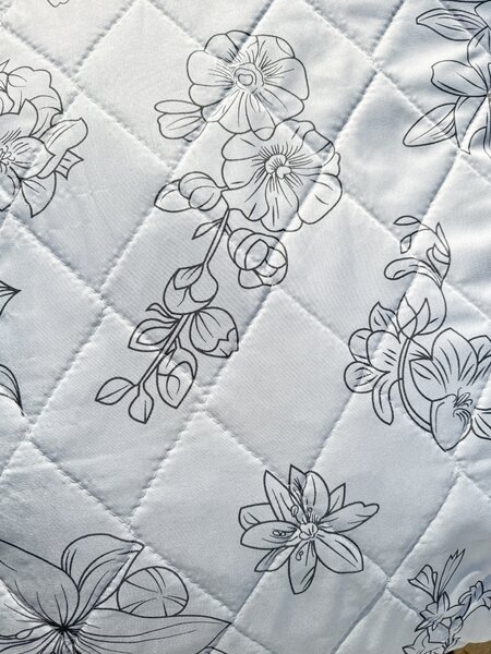 KVET 200x220cm CELOROČNÁ antialergická súprava Rozmer paplón-vankúš: 200x220 cm