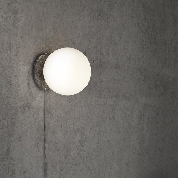Stmievateľná žiarovka TR Bulb LED, 200 mm, Matt Opal – Audo Copenhagen