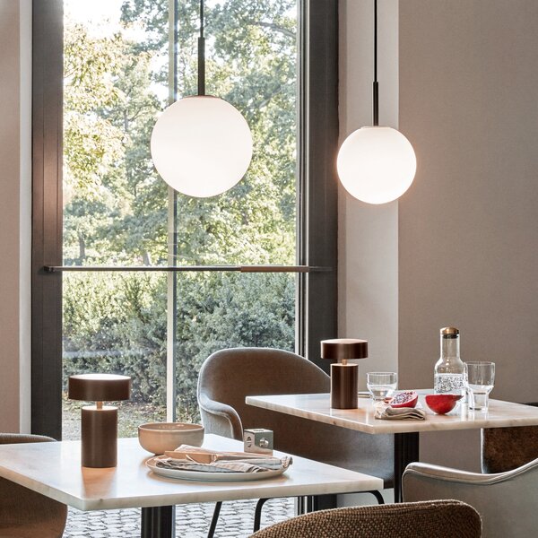 Závesná lampa TR, Black, Matt Opal – Audo Copenhagen