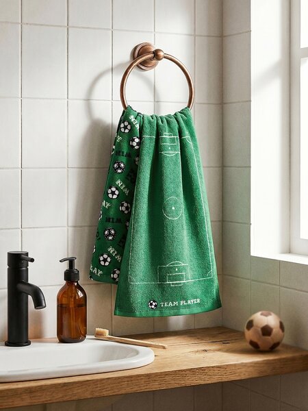 Sinsay - Súprava uterákov s futbalovým motívom 2 pack - zelená