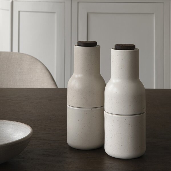 Mlynčeky na soľ a korenie Bottle, Ceramic, Sand, set 2ks – Audo Copenhagen