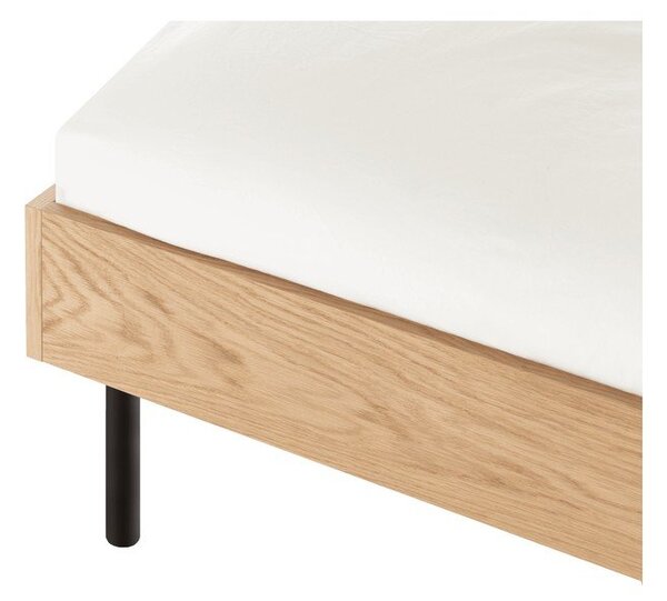 Čalúnená/z drevotriesky dvojlôžková posteľ v dekore duba s roštom 140x200 cm v prírodnej farbe Streiko – noo.ma