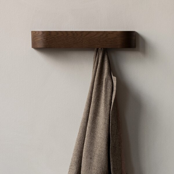 Vešiak Epoch 50, Dark Stained Oak – Audo Copenhagen