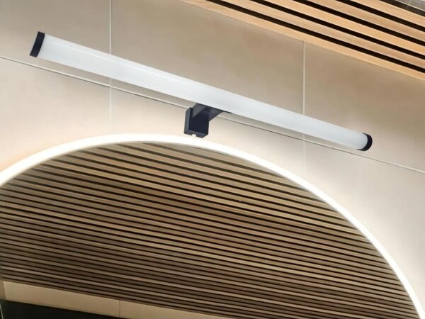 LED kúpeľňové osvetlenie zrkadla LED/12W/230V 59,5 cm IP44 čierna