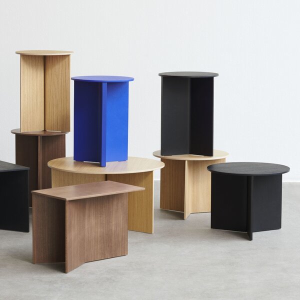 Odkladací stolík Slit Wood, High Vivid Blue – HAY
