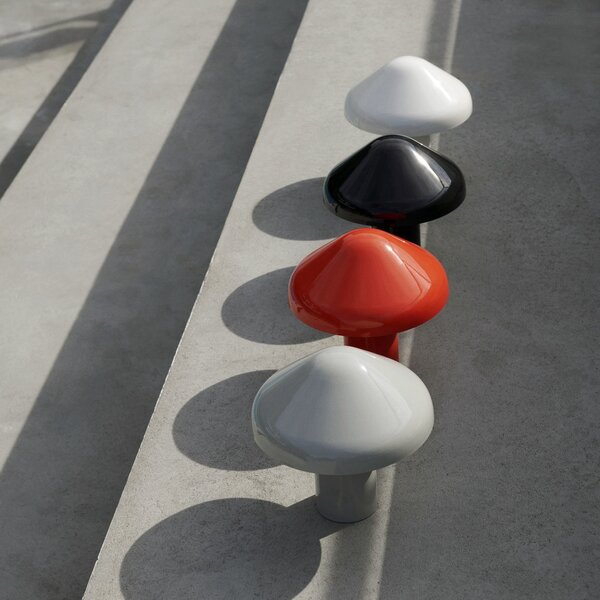 Prenosná lampa Pao Portable, Soft Black – HAY