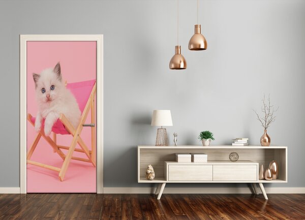Samolepiace fototapety na dvere Mačka na lehátku 75x205 cm