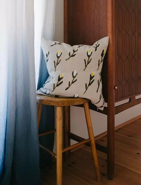 Ľanový poťah na vankúš Meadows Embroidered 48 × 48 cm