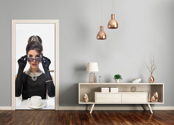 Fototapeta na dvere žena okuliare 85x205 cm