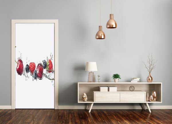 Fototapeta na dvere samolepiace lesné ovocie 85x205 cm