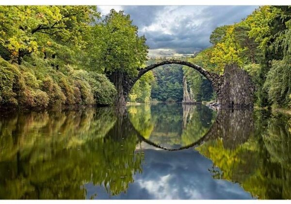 DIMEX | Vliesové fototapety na stenu Krajina s oblúkovým mostom MS-5-0060 | 375 x 250 cm | zelená, modrá, šedá