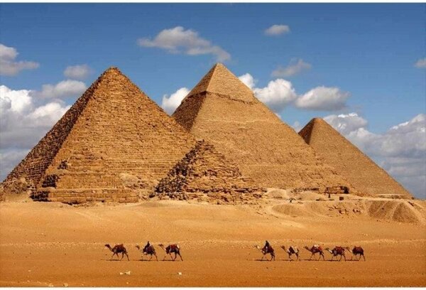 DIMEX | Vliesové fototapety na stenu Egyptská pyramída MS-5-0051 | 375 x 250 cm | modrá, biela, béžová
