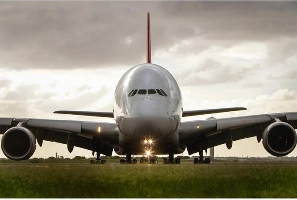 DIMEX | Vliesové fototapety na stenu Airbus MS-5-0318 | 375 x 250 cm | šedá, zelená