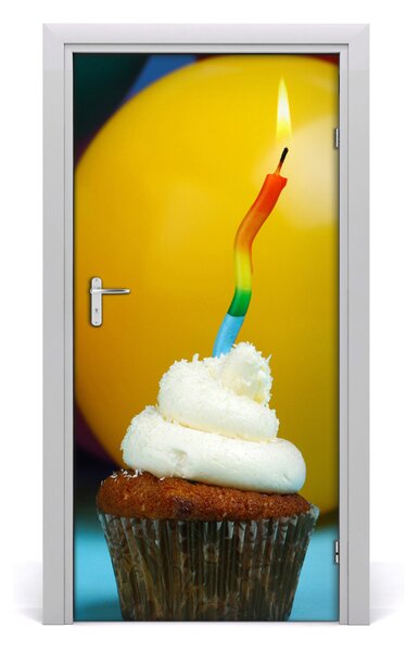 Fototapeta dvere samolepiace narodeninová bábovka 95x205 cm