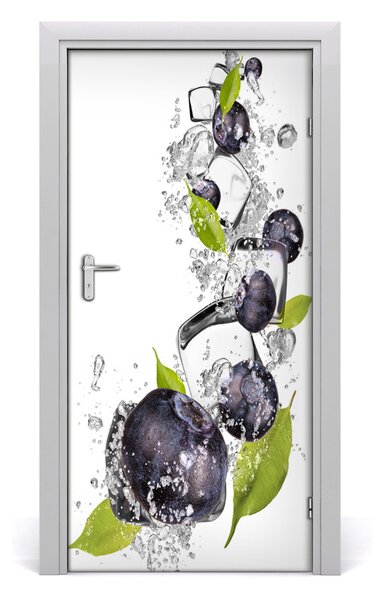 Fototapeta na dvere samolepiace jahody a ľad 95x205 cm