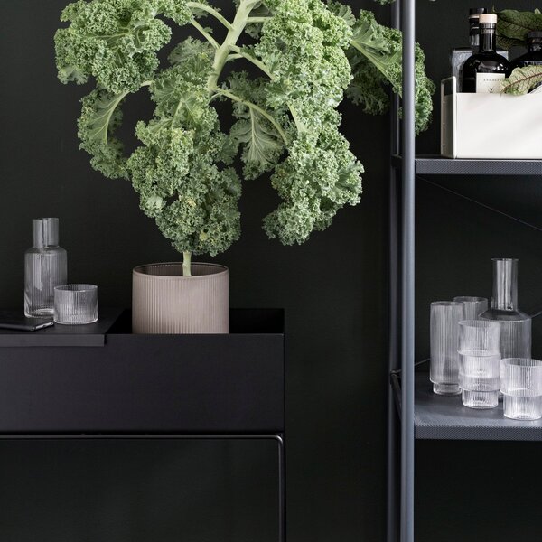 Hrantík Plant Box, Black – Ferm Living