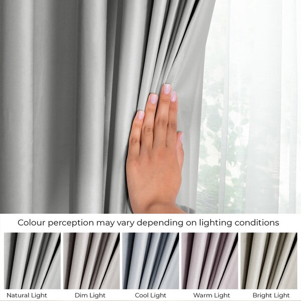 Svetlosivý zamatový dimout záves 140x245 cm Eyelets – Restilo