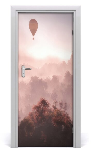 Fototapeta na dvere lietajúci balón les 85x205 cm