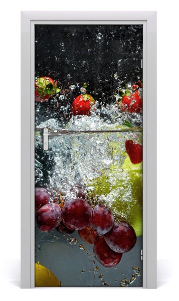 Fototapeta na dvere samolepiace ovocie pod vodou 85x205 cm