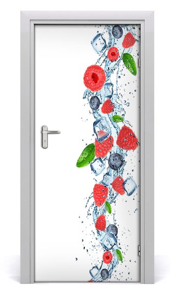 Fototapeta na dvere samolepiace ovocie lesné a voda 85x205 cm
