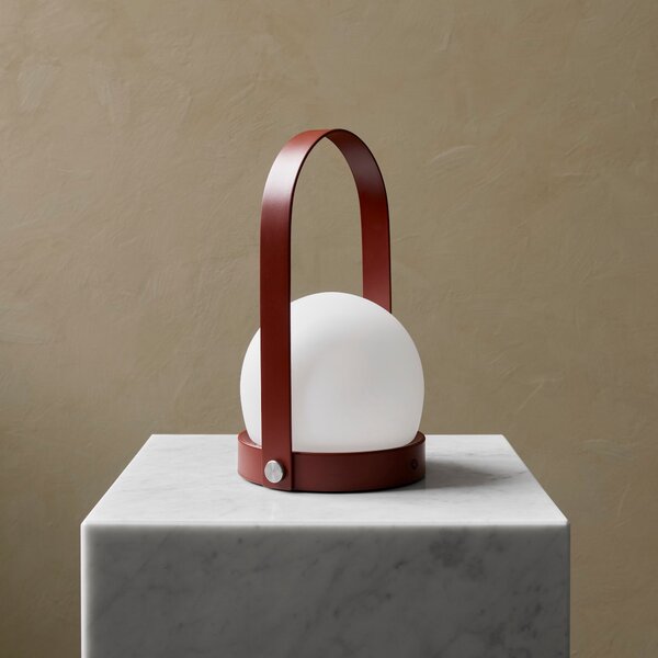 Prenosná lampa Carrie Portable, Burned Red – Audo Copenhagen