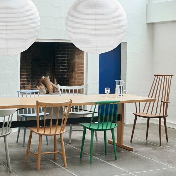 Jedálenská stolička J110, Dark Oiled Oak – HAY