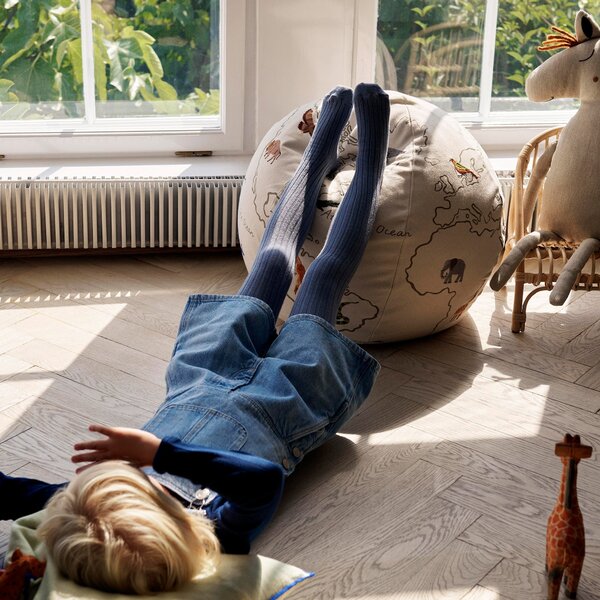 Pouf s mapou sveta The World – Ferm Living