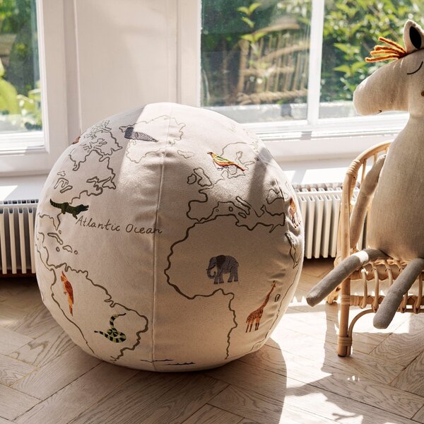 Pouf s mapou sveta The World – Ferm Living