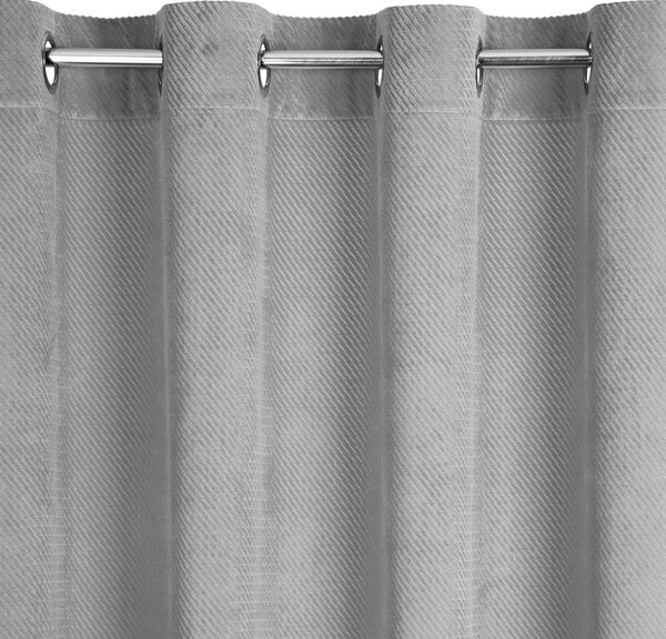 ZATEMŇOVACÍ ZÁVES NA KRÚŽKOCH ELIZA 140X250 CM STRIEBORNÁ