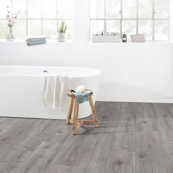 EGGER NatureSense 8/32 Large Dub Loja svetlosivý SOL2156 2,54 m²