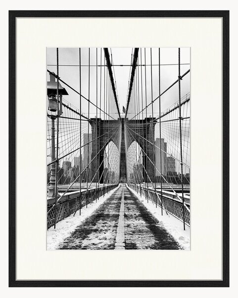 Nástenná dekorácia v ráme Brooklyn Bridge Covered with Snow