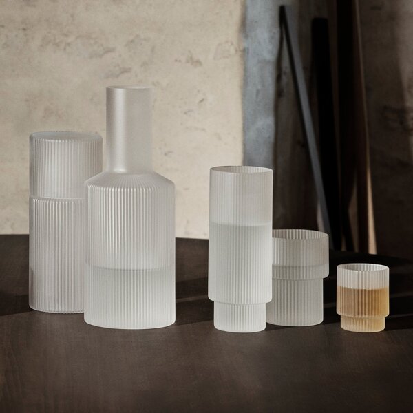 Karafa Ripple 1 l, Frosted – Ferm Living