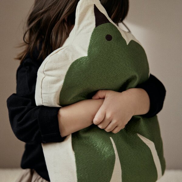 Vankúš Swif Bird, Avocado Green – Ferm Living