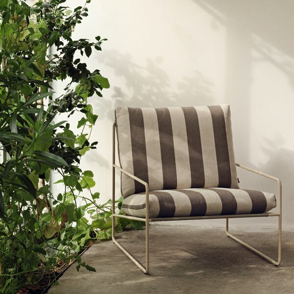 Záhradné kreslo Desert, Cashmere / Chocolate – Ferm Living