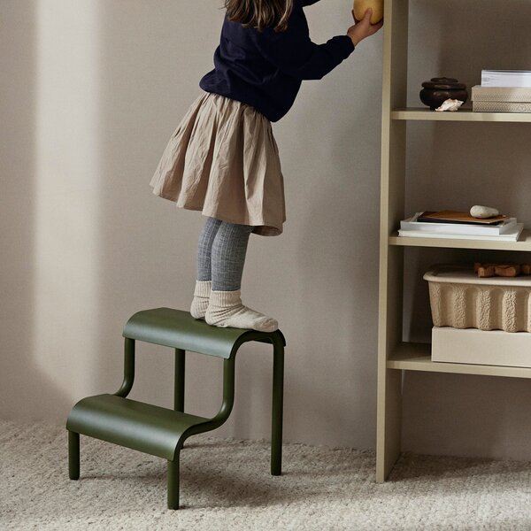 Stolička Up Step, Poppy Red – Ferm Living