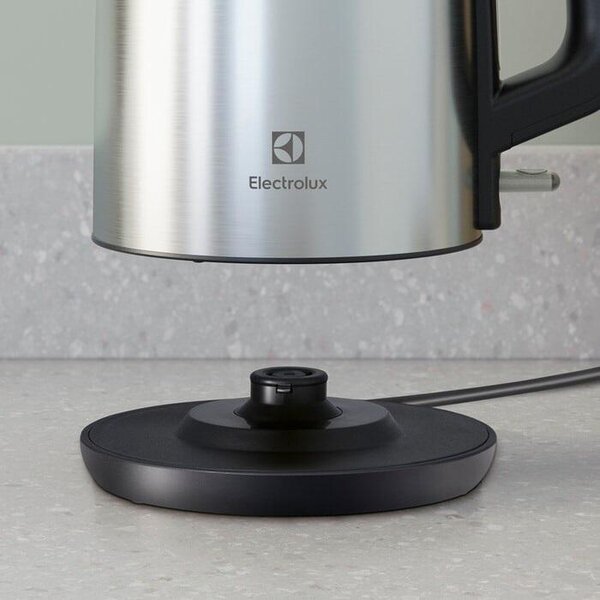 Electrolux E3K1-3ST - Rýchlovarná kanvica