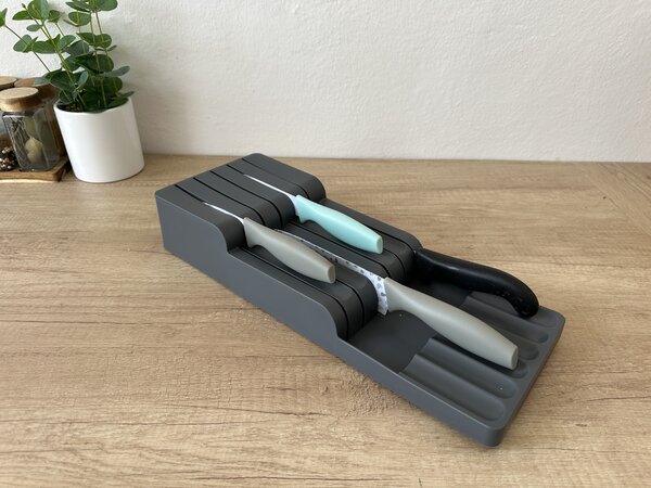 Arte Regal Organizér na nože, na 11 nožov, plastový odtiene šedej - 41 x 16 x 7 cm