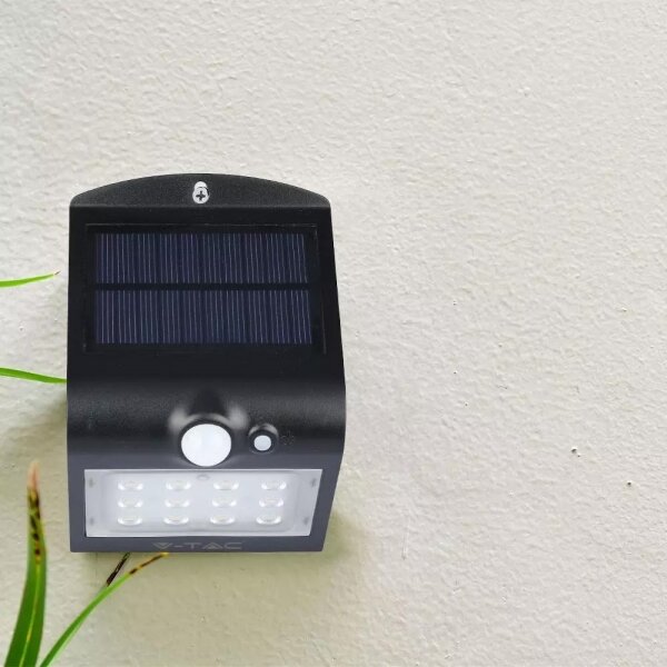 LED Solárne nástenné svietidlo so senzorom LED/1.5W/3,7V IP65 čierna