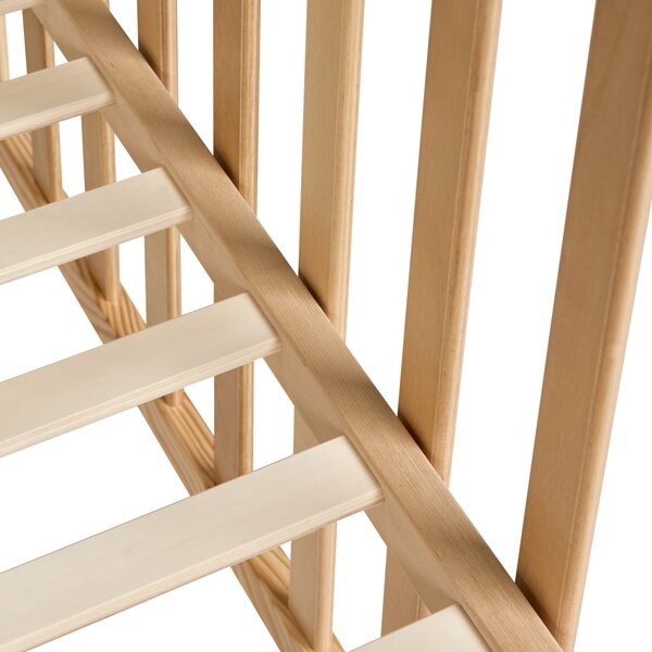 Detská postieľka svetlohnedá borovicové drevo 60 x 120 cm nastaviteľná výška štandardná veľkosť s kolieskami minimalistický štýl detská izba