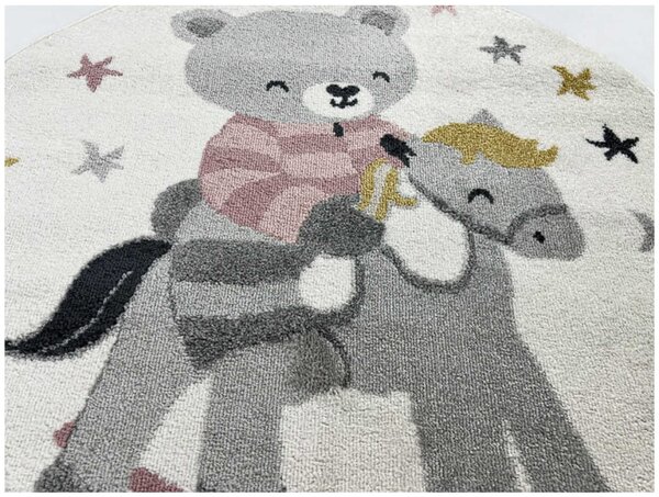 TA Béžovo-sivo-ružový okrúhly detský koberec C5670A_74F_37 WHITE / L.PINK ANIMAL s medvedíkom na hojdacom koníku Rozmer: 100x100 cm