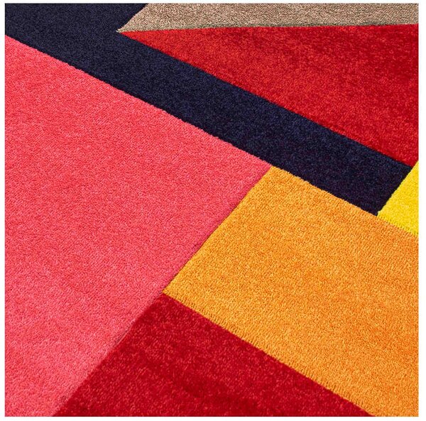 TA Tmavomodro-červený geometrický koberec Atlanta A095A NAVY/RED ATLANTA FMM Rozmer: 120x170 cm
